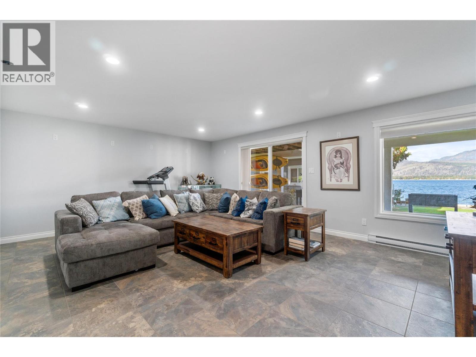 1541 Blind Bay Road Unit# 1. Sorrento, British Columbia