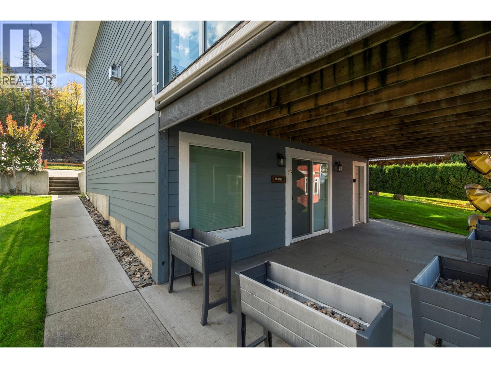 1541 Blind Bay Road Unit# 1. Sorrento, British Columbia