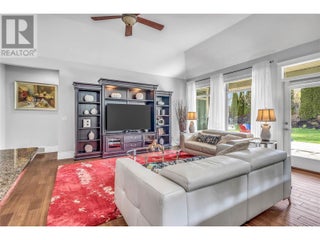 4450 Gordon Drive Unit# 105. Kelowna, British Columbia