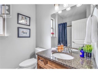 4450 Gordon Drive Unit# 105. Kelowna, British Columbia