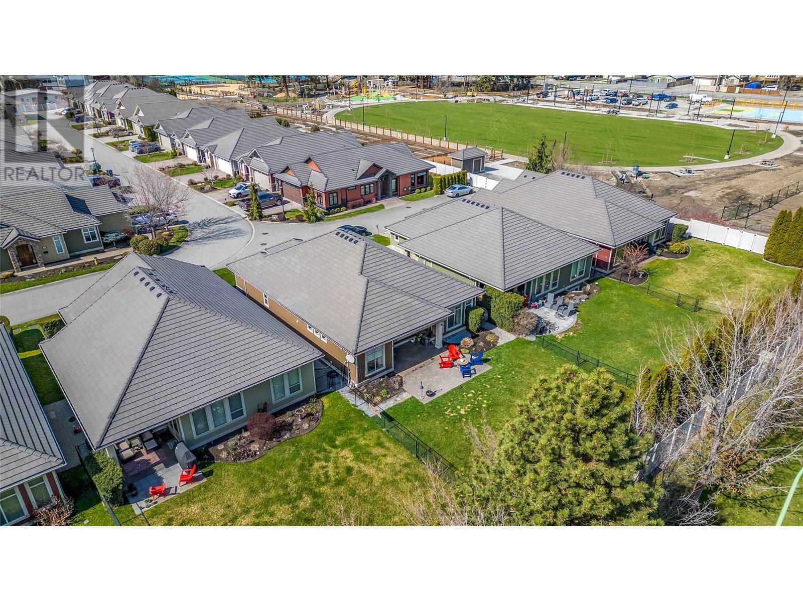 4450 Gordon Drive Unit# 105. Kelowna, British Columbia