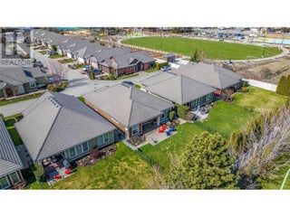 4450 Gordon Drive Unit# 105. Kelowna, British Columbia