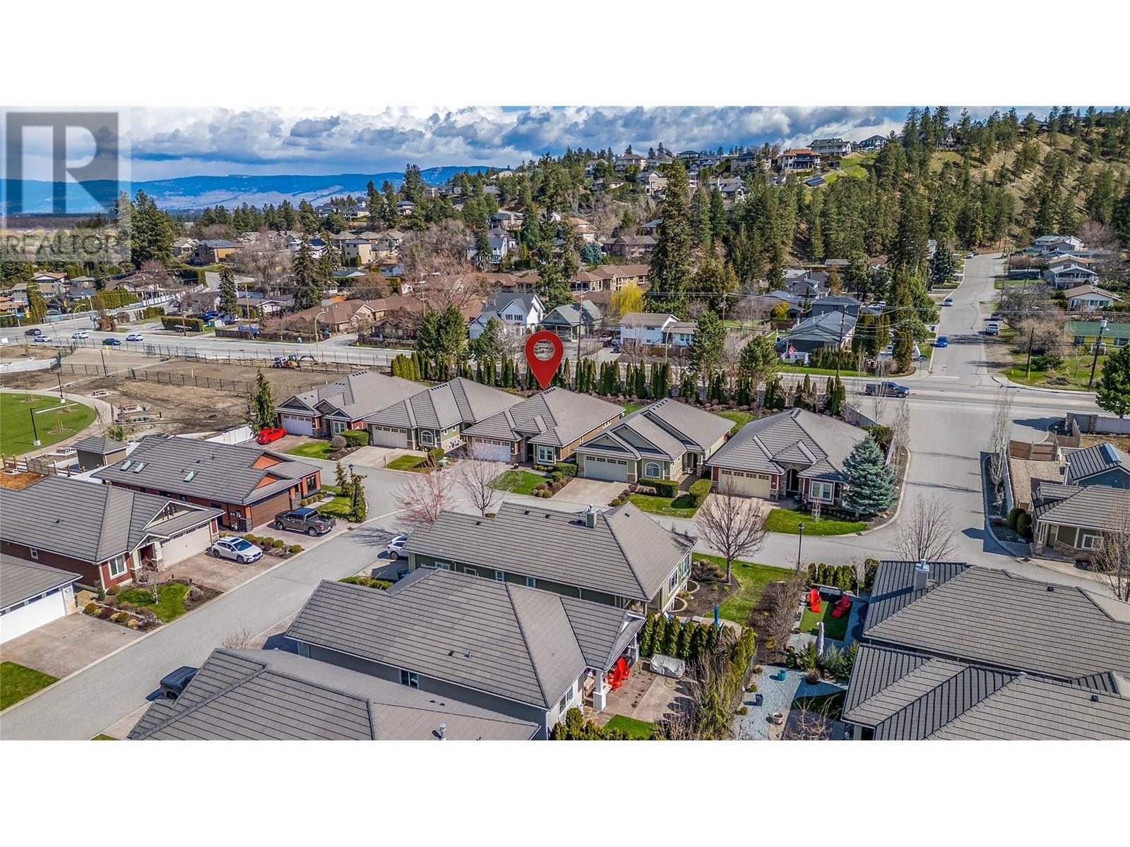 4450 Gordon Drive Unit# 105. Kelowna, British Columbia