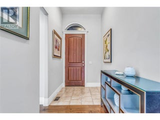 4450 Gordon Drive Unit# 105. Kelowna, British Columbia