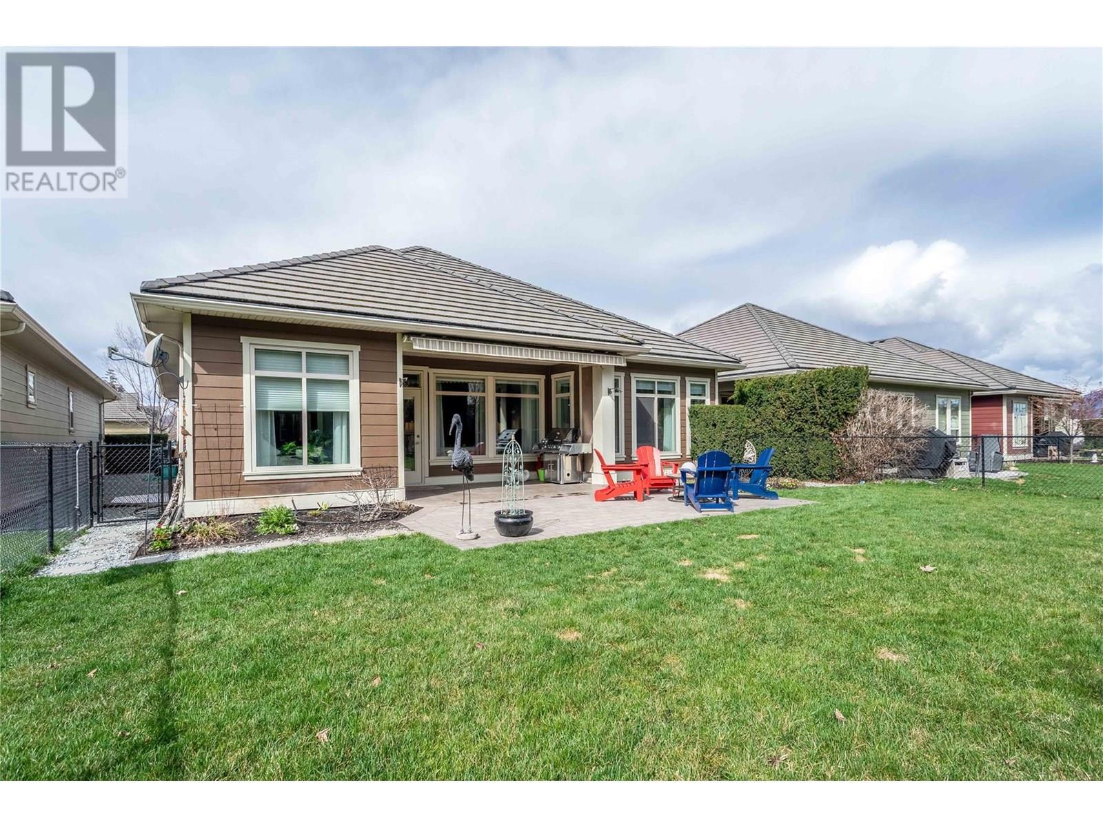 4450 Gordon Drive Unit# 105. Kelowna, British Columbia