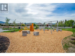 4450 Gordon Drive Unit# 105. Kelowna, British Columbia