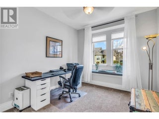 4450 Gordon Drive Unit# 105. Kelowna, British Columbia