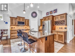 4450 Gordon Drive Unit# 105. Kelowna, British Columbia