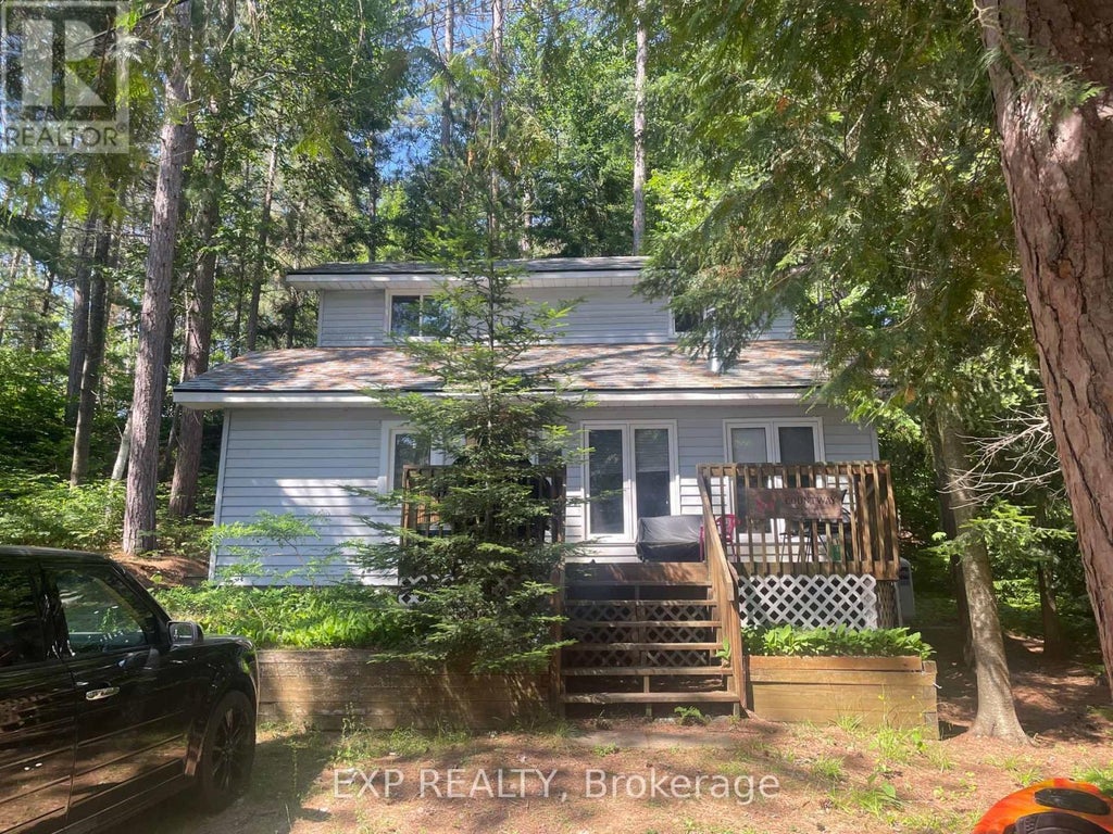 19 Gorny Lane, Madawaska Valley