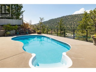 854 Big Rock Court. Kelowna, British Columbia