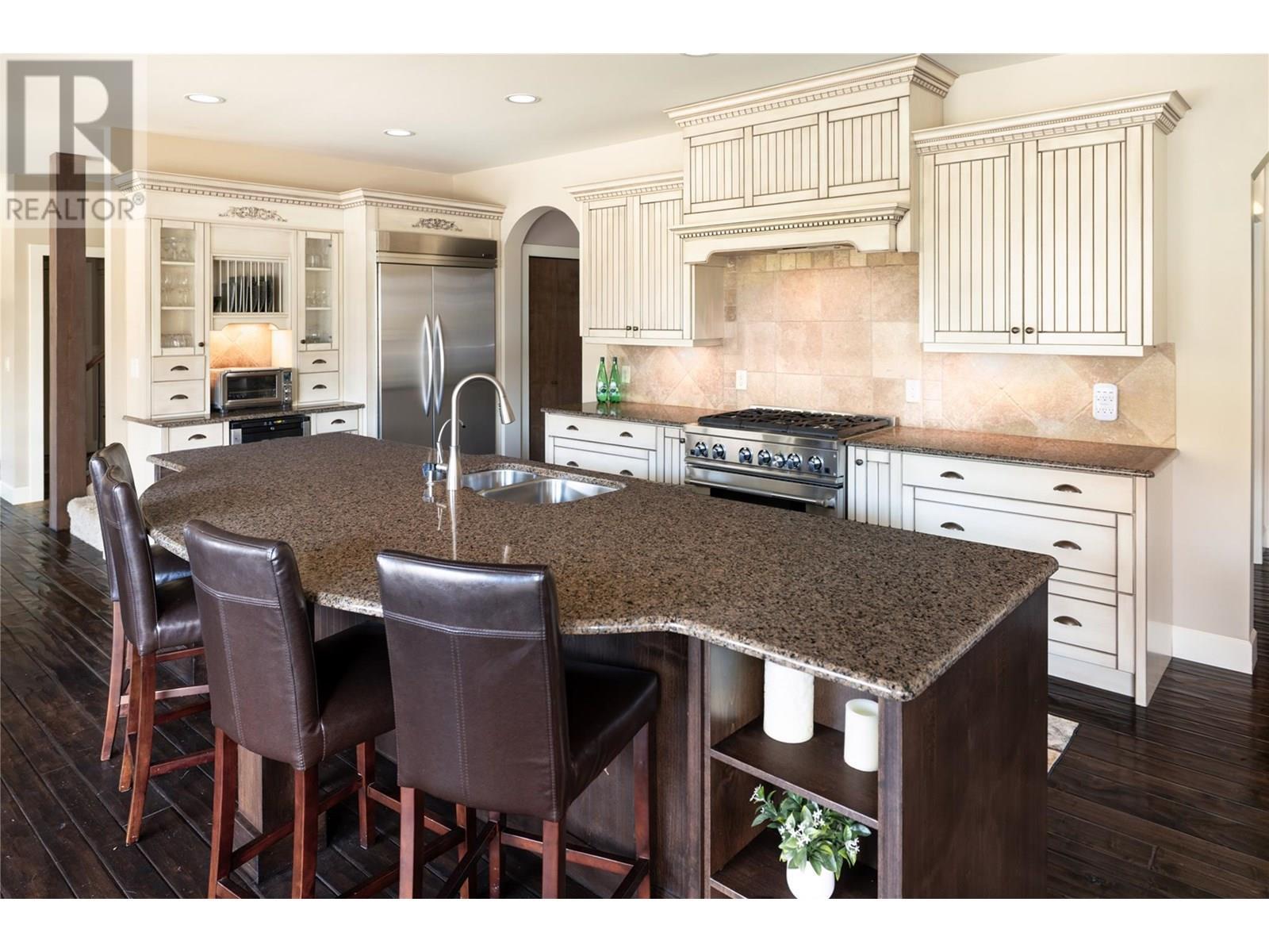 854 Big Rock Court. Kelowna, British Columbia