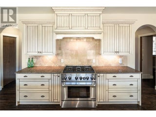 854 Big Rock Court. Kelowna, British Columbia