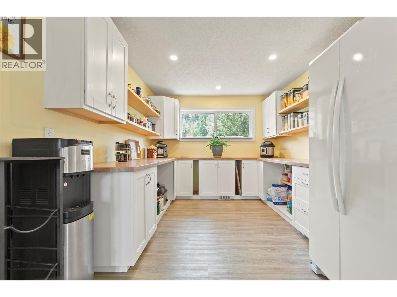 199 Old Black Mine Road. Princeton, British Columbia