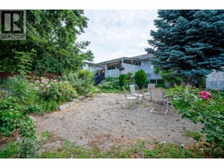 988 Glengarry Street. Kelowna, British Columbia