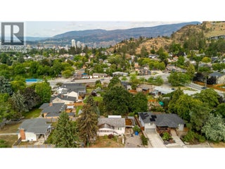 988 Glengarry Street. Kelowna, British Columbia