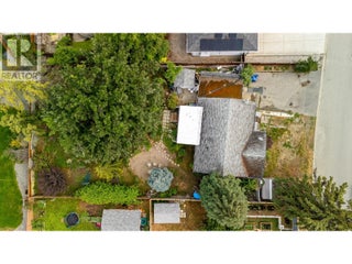 988 Glengarry Street. Kelowna, British Columbia