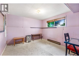 988 Glengarry Street. Kelowna, British Columbia