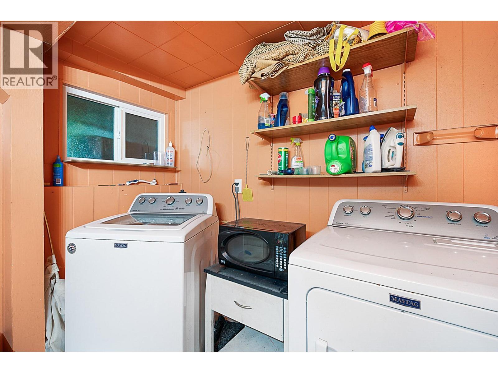 988 Glengarry Street. Kelowna, British Columbia