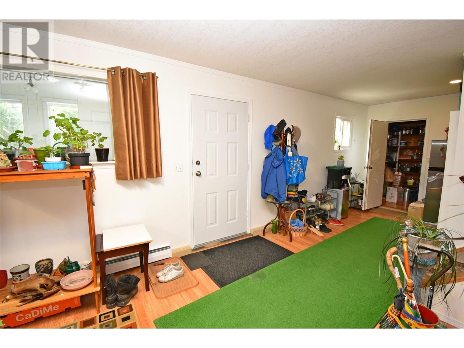 6292 Stickle Road. Vernon, British Columbia