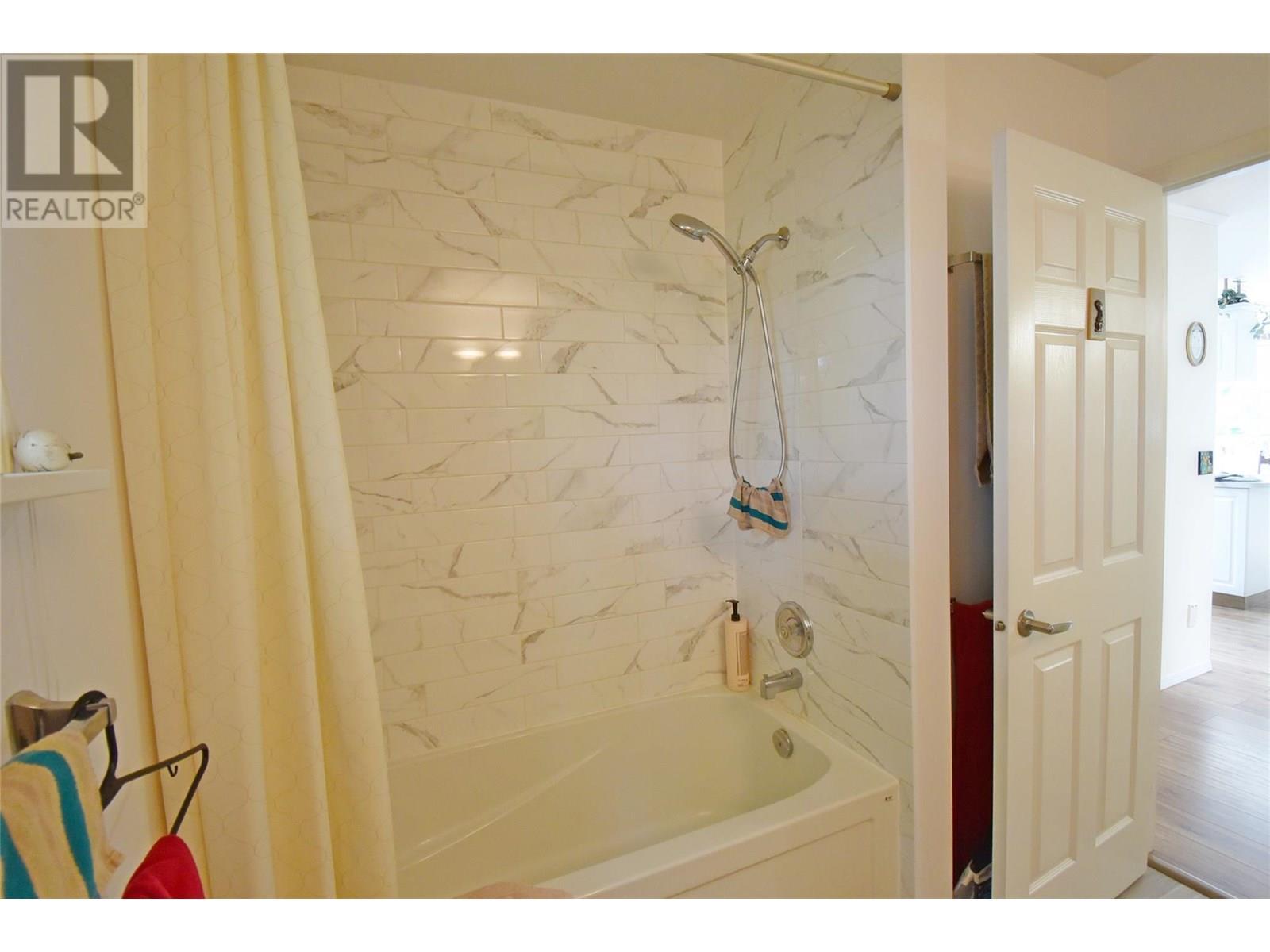 6292 Stickle Road. Vernon, British Columbia