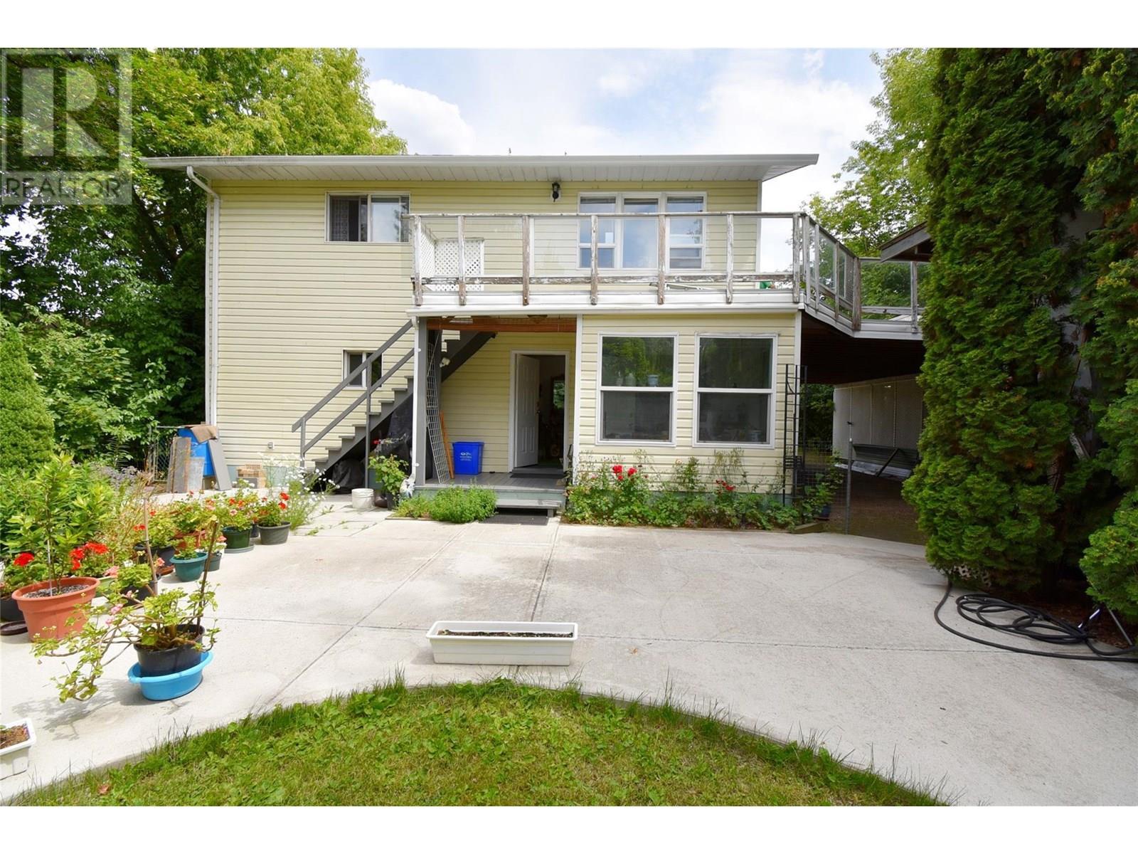 6292 Stickle Road. Vernon, British Columbia