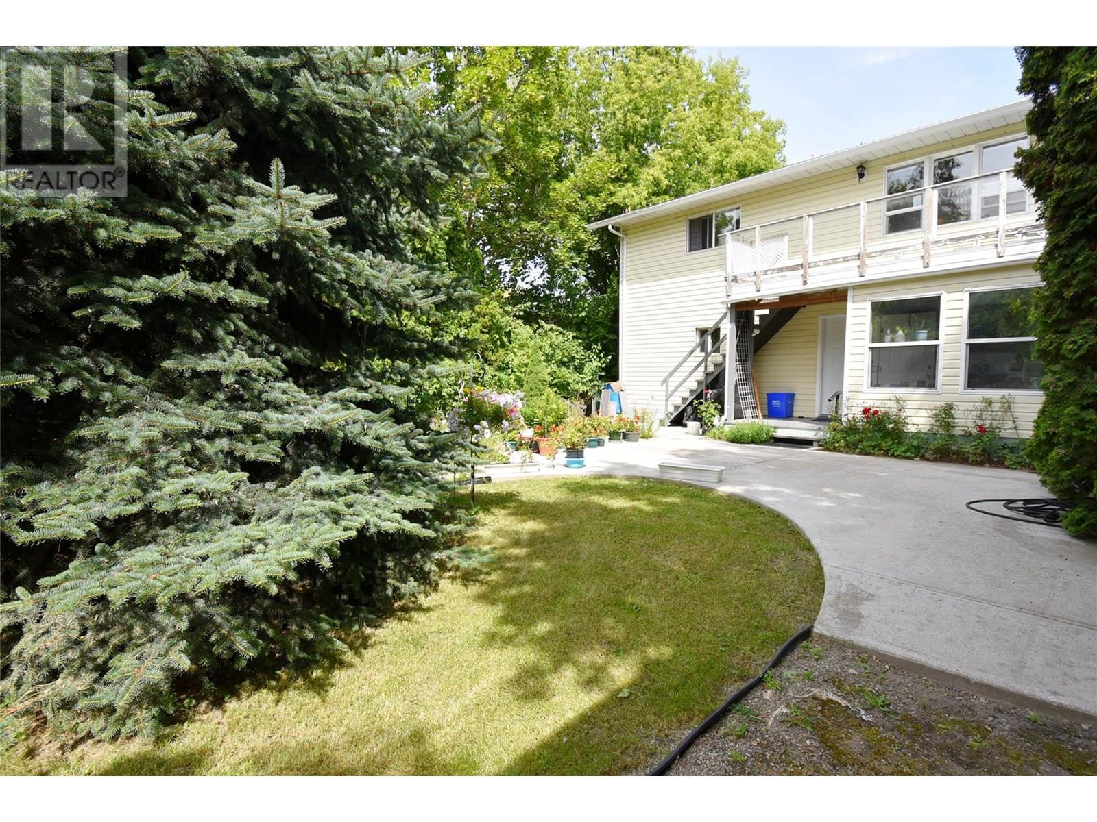 6292 Stickle Road. Vernon, British Columbia