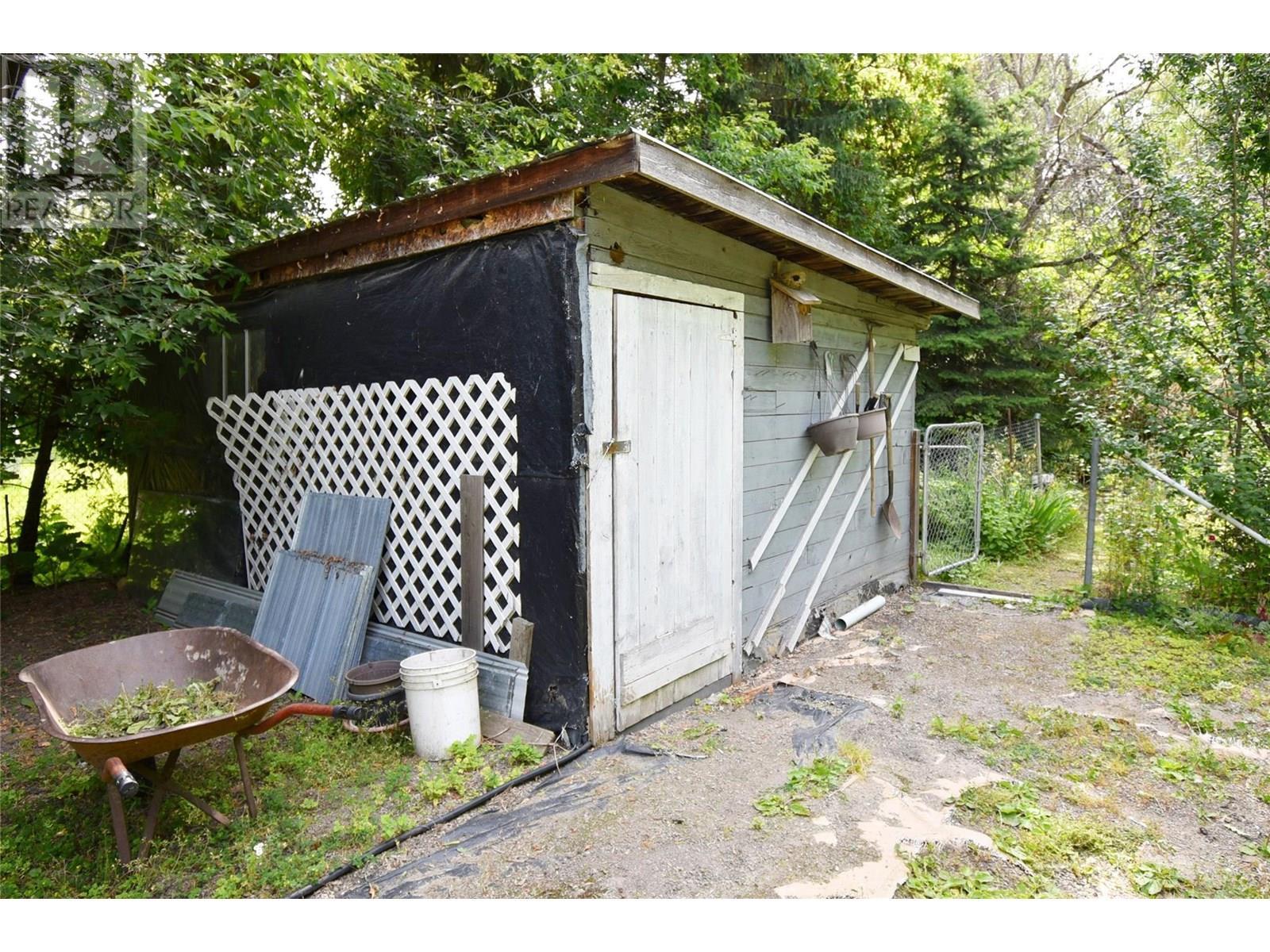 6292 Stickle Road. Vernon, British Columbia