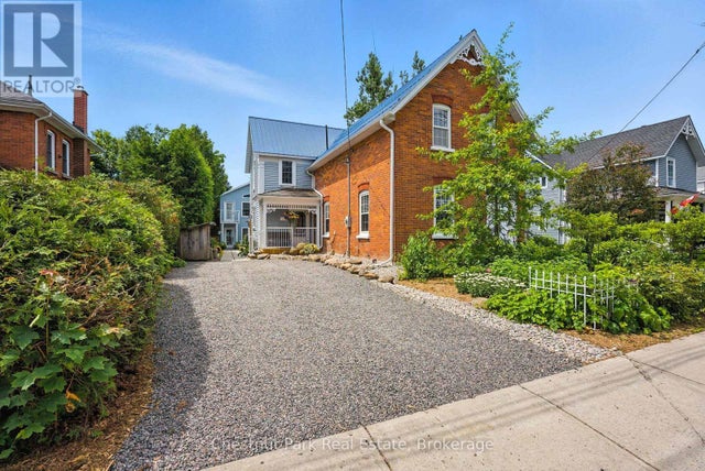 212 James Street, Bracebridge (macaulay)