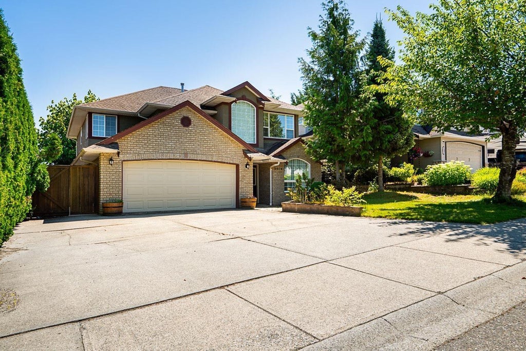 8464 Doerksen Drive, Mission