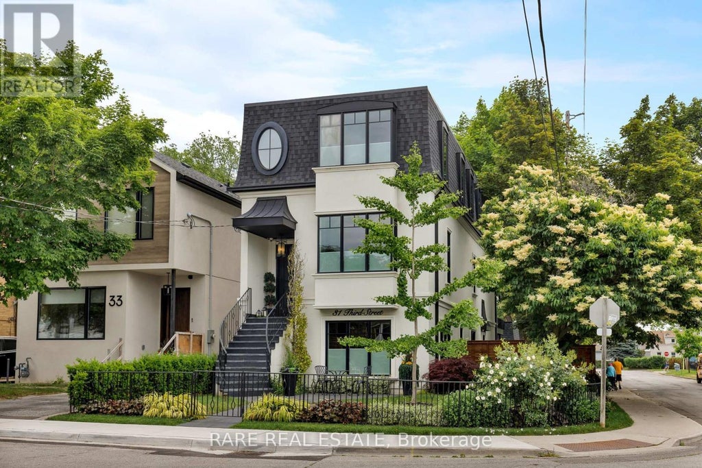 31 Third Street, Toronto (new Toronto)