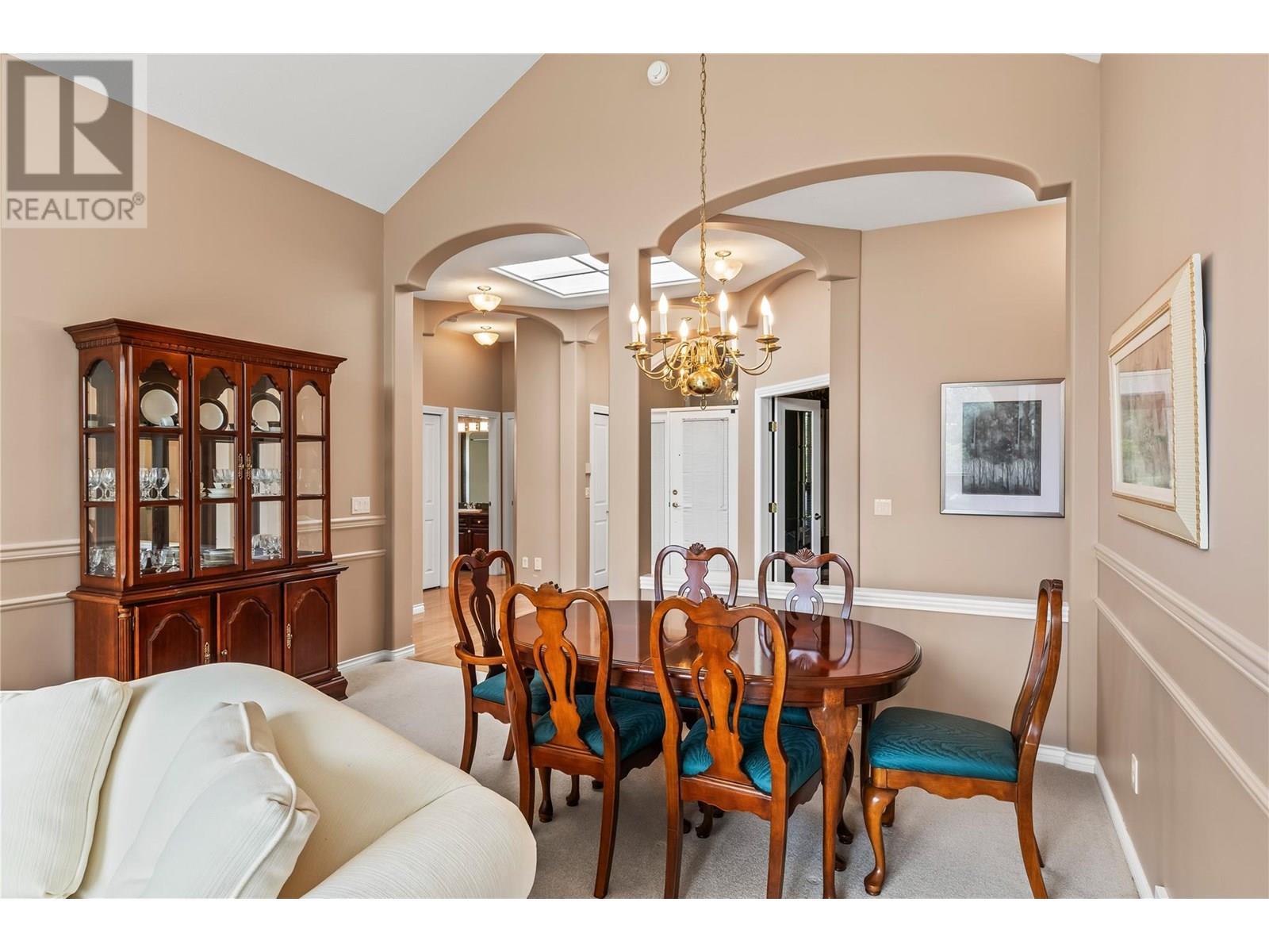 4003 Gallaghers Terrace. Kelowna, British Columbia