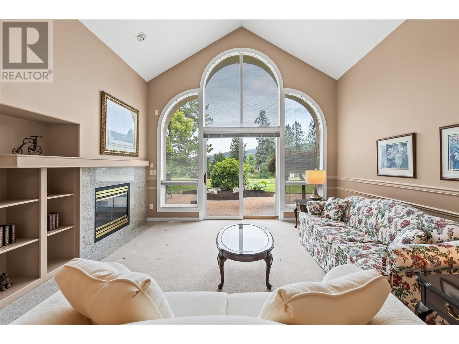 4003 Gallaghers Terrace. Kelowna, British Columbia