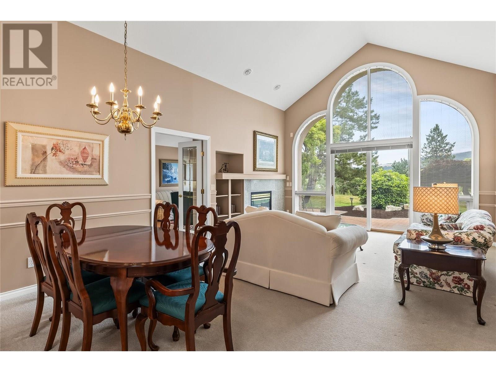 4003 Gallaghers Terrace. Kelowna, British Columbia