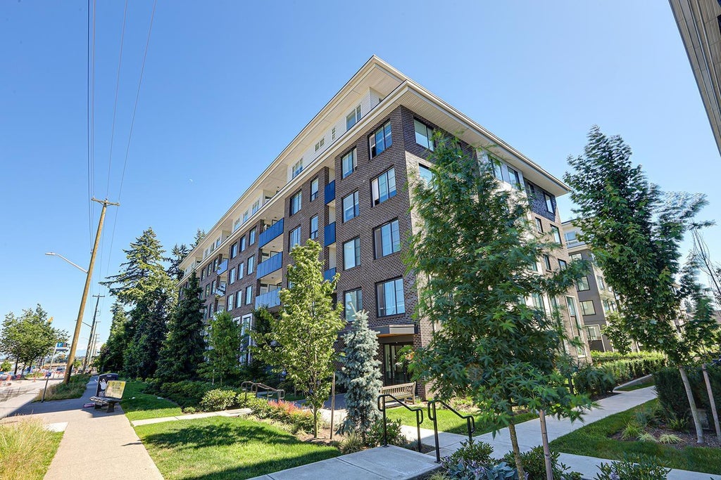610 15858 Fraser Highway, Surrey