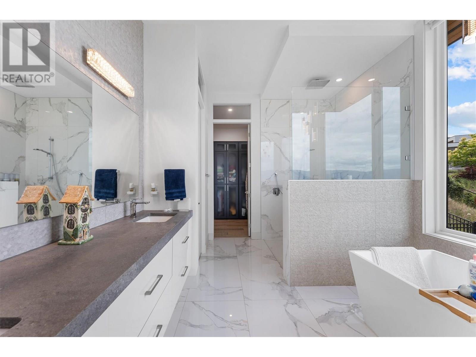 449 Swan Drive. Kelowna, British Columbia