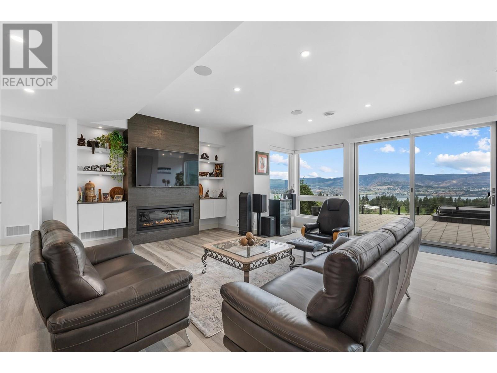 449 Swan Drive. Kelowna, British Columbia