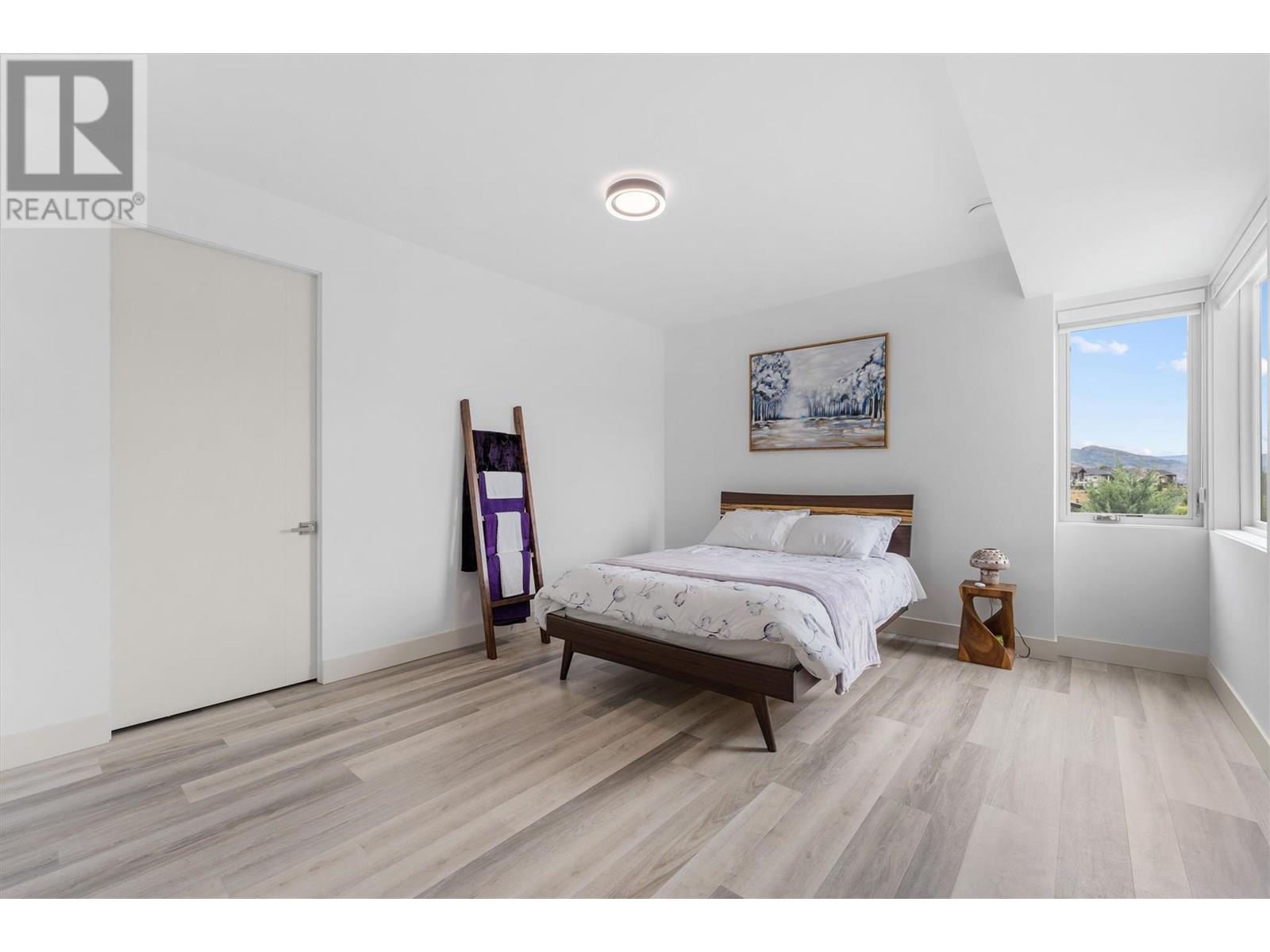 449 Swan Drive. Kelowna, British Columbia