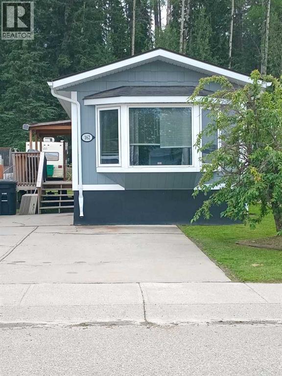 162 Skogg Avenue, Hinton