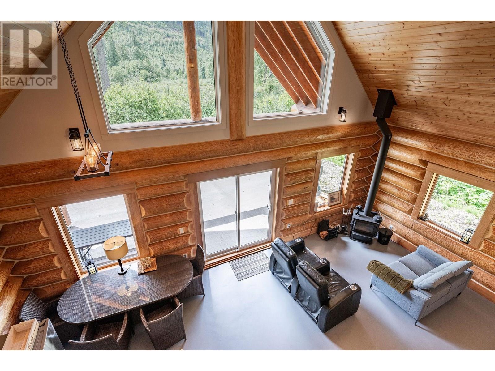 5860 Trans Canada Hwy 1. Malakwa, British Columbia