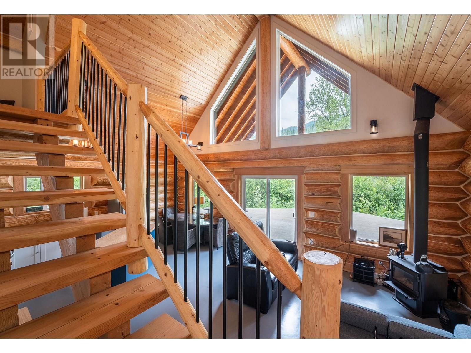 5860 Trans Canada Hwy 1. Malakwa, British Columbia