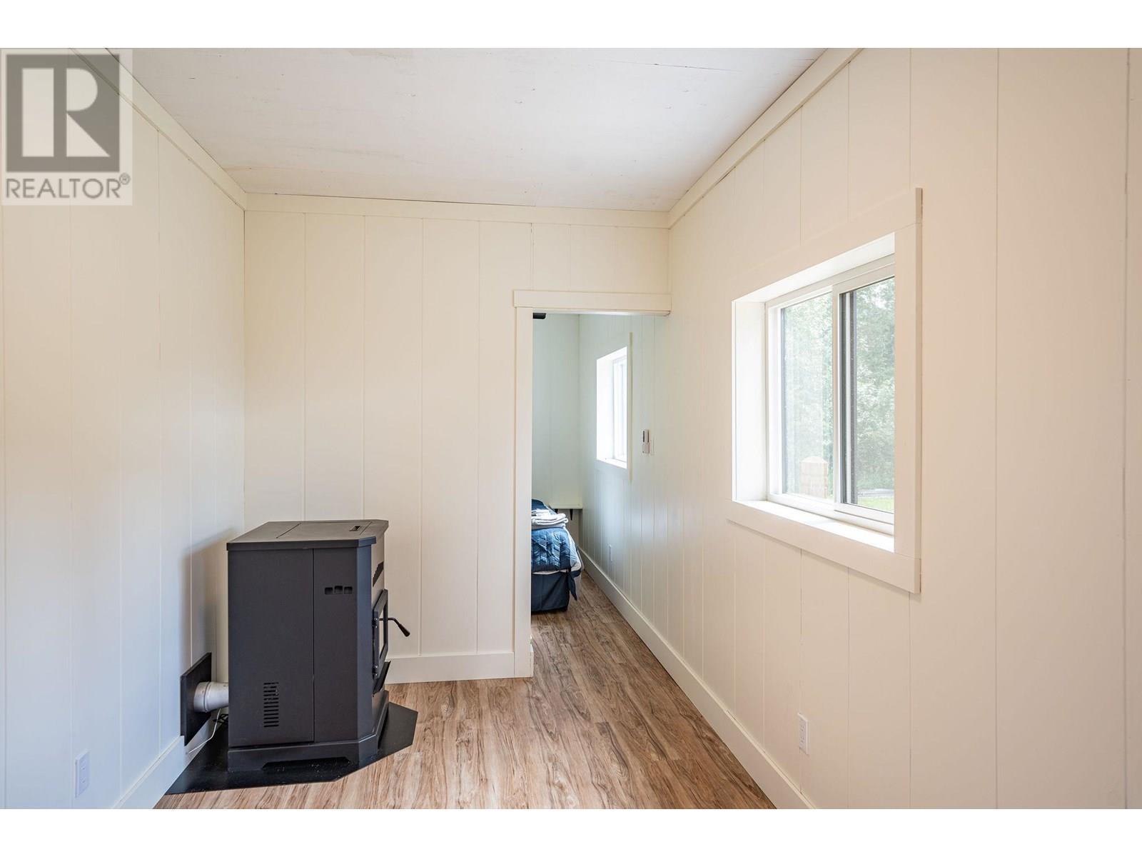 5860 Trans Canada Hwy 1. Malakwa, British Columbia