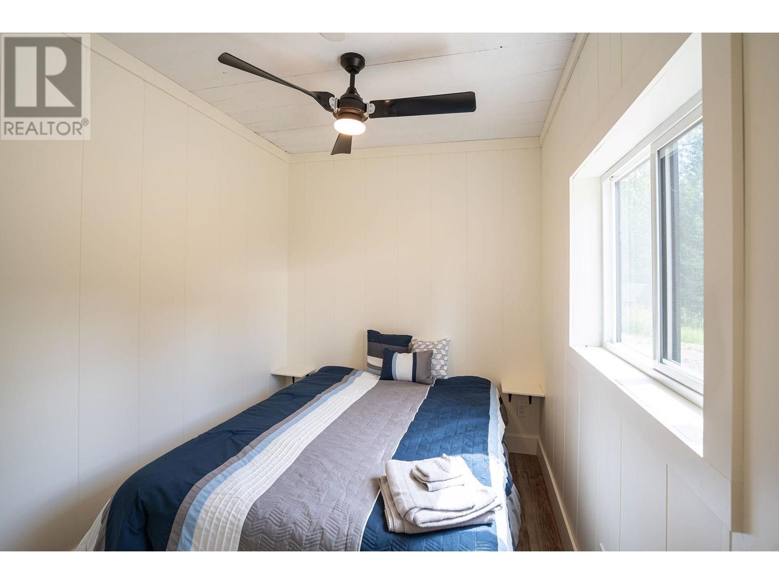 5860 Trans Canada Hwy 1. Malakwa, British Columbia