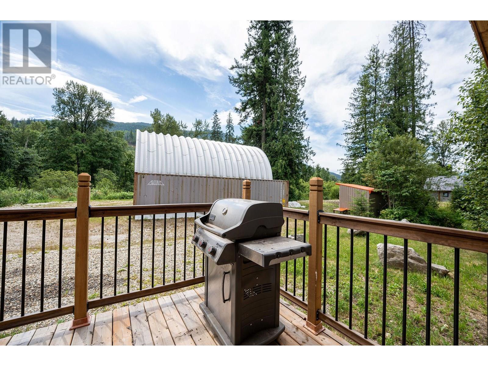 5860 Trans Canada Hwy 1. Malakwa, British Columbia