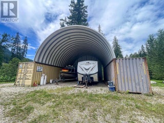 5860 Trans Canada Hwy 1. Malakwa, British Columbia