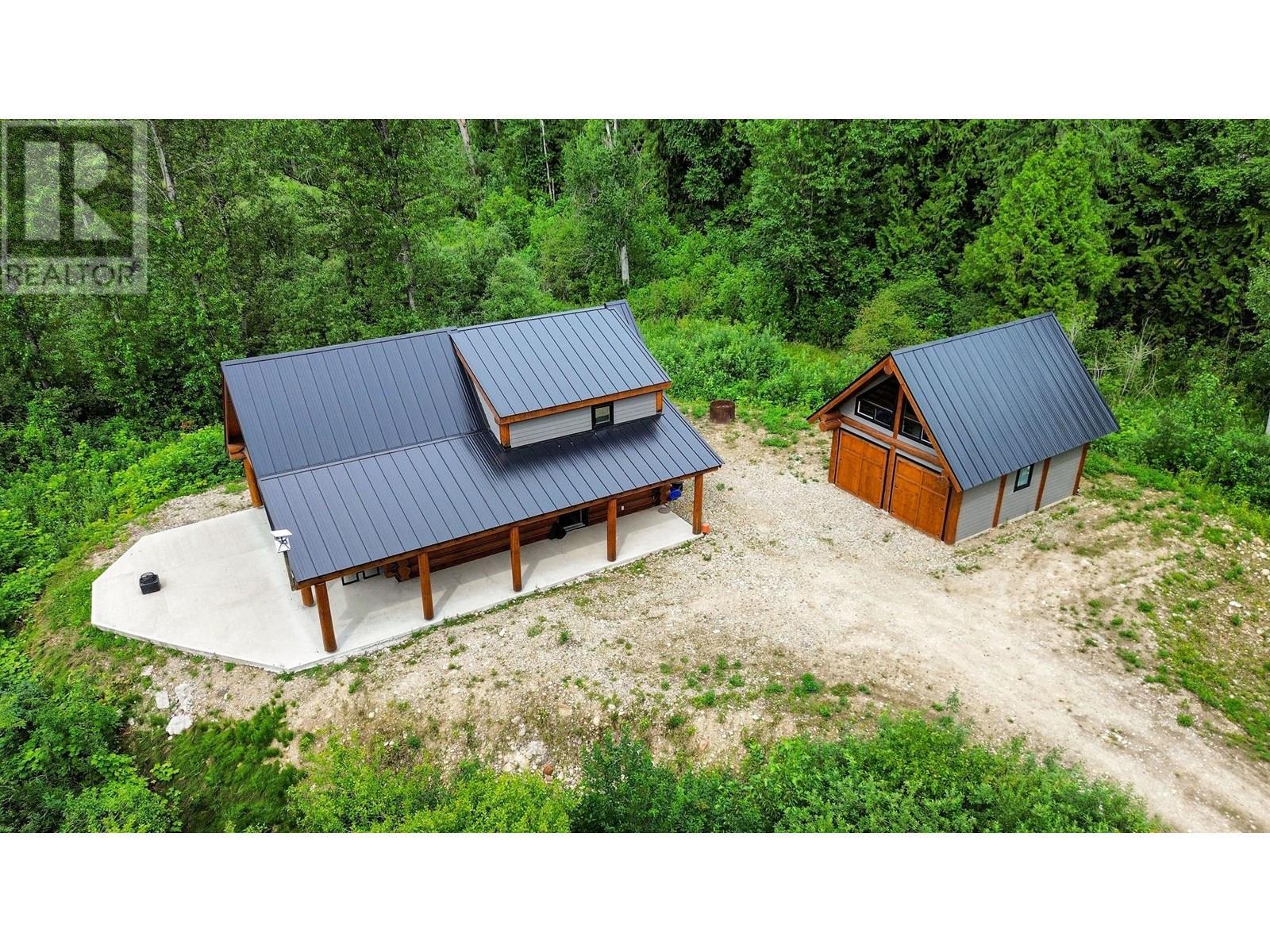 5860 Trans Canada Hwy 1. Malakwa, British Columbia