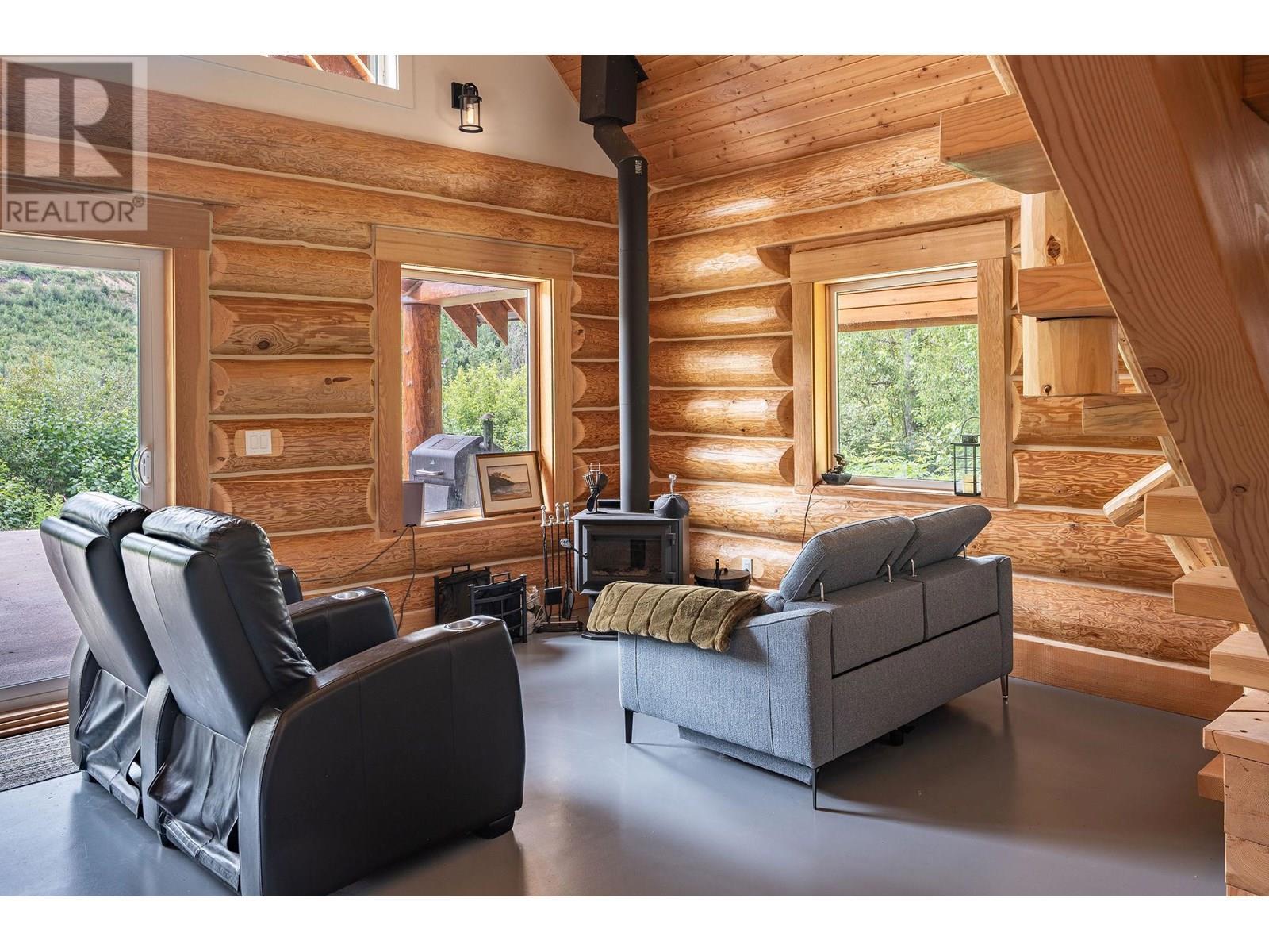 5860 Trans Canada Hwy 1. Malakwa, British Columbia