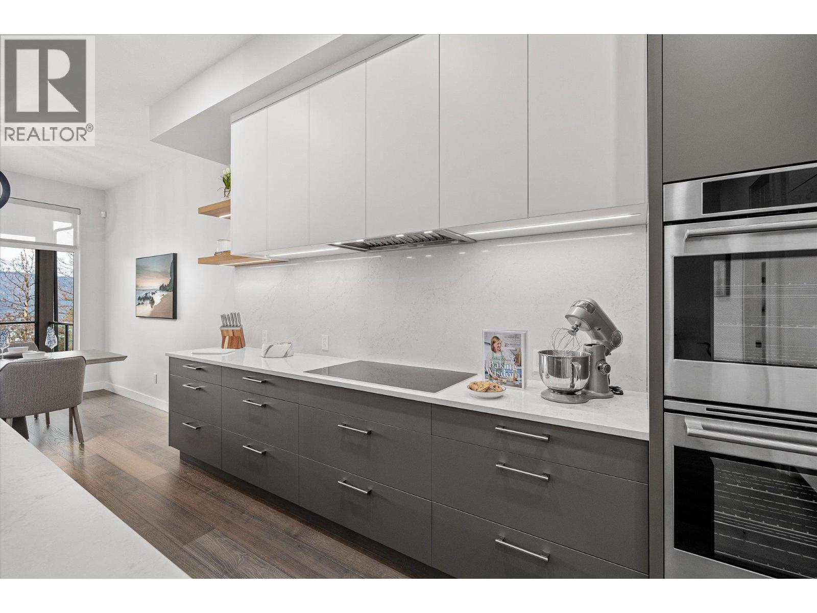 10058 Beacon Hill Drive. Lake Country, British Columbia