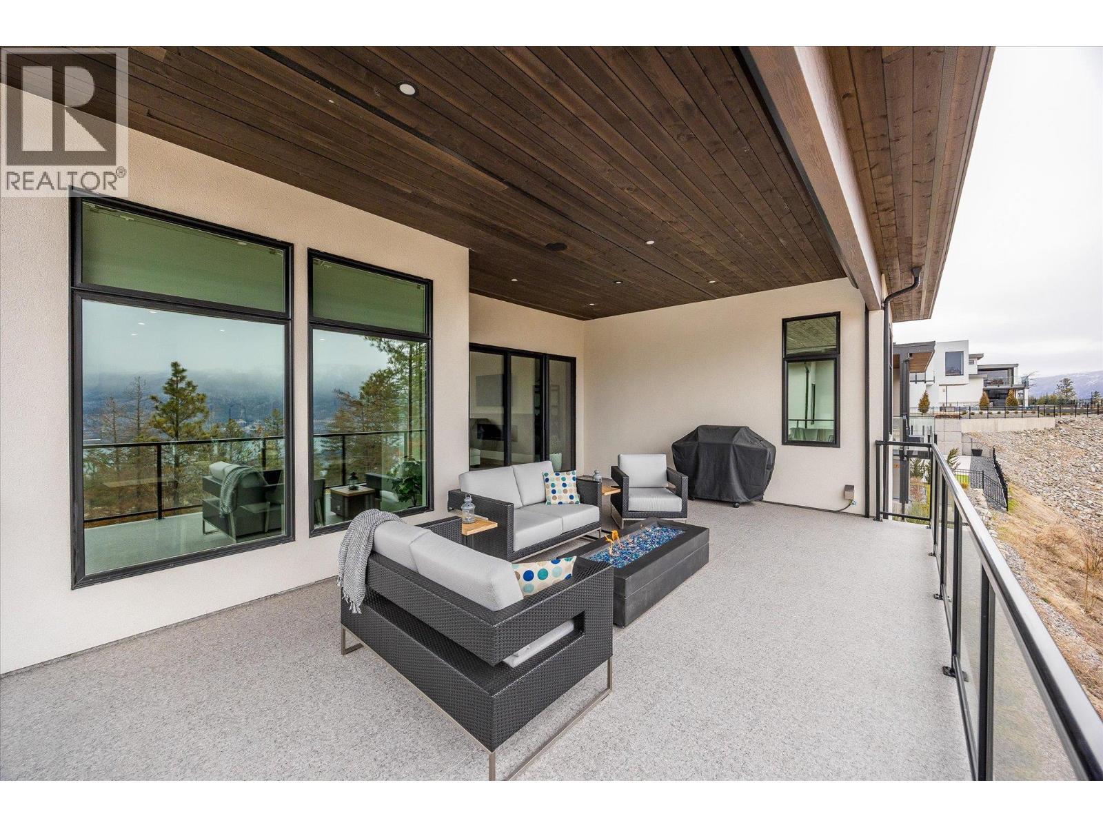 10058 Beacon Hill Drive. Lake Country, British Columbia