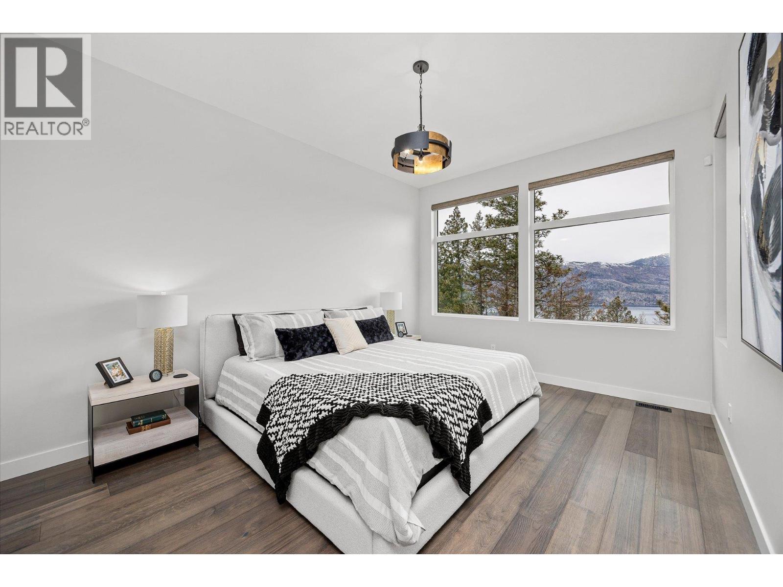 10058 Beacon Hill Drive. Lake Country, British Columbia