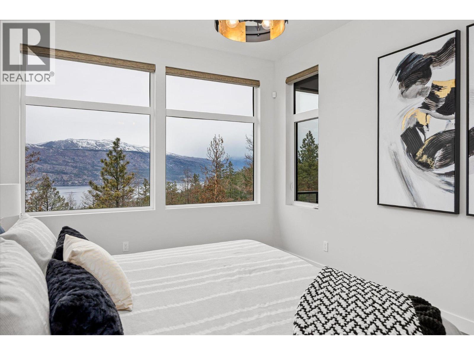 10058 Beacon Hill Drive. Lake Country, British Columbia